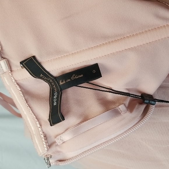 BCBGMaxAzria Strapless Convertible Lace Dress Evening Gown Size 0 NWT - Picture 7 of 10